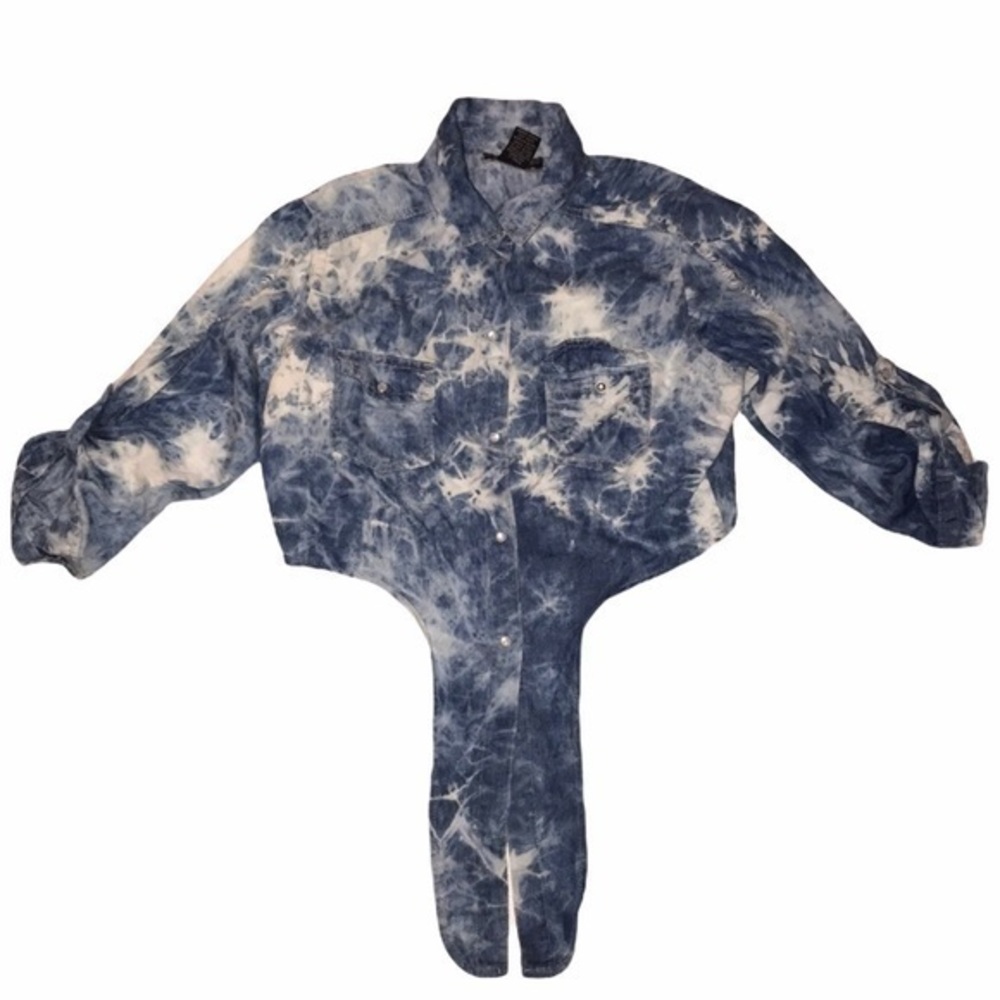 RED SNAP Tie Dye Distressed Crop Top